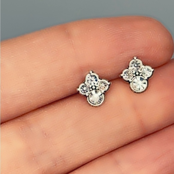 Sterling Silver Antique Style Cluster Stud Earrings with Crystals - Picture 10 of 10